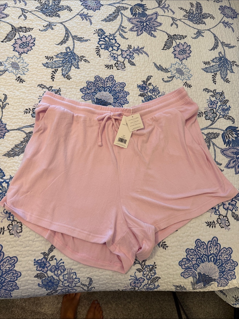 Soft Knit Women's Sleep Shorts - Light Pink